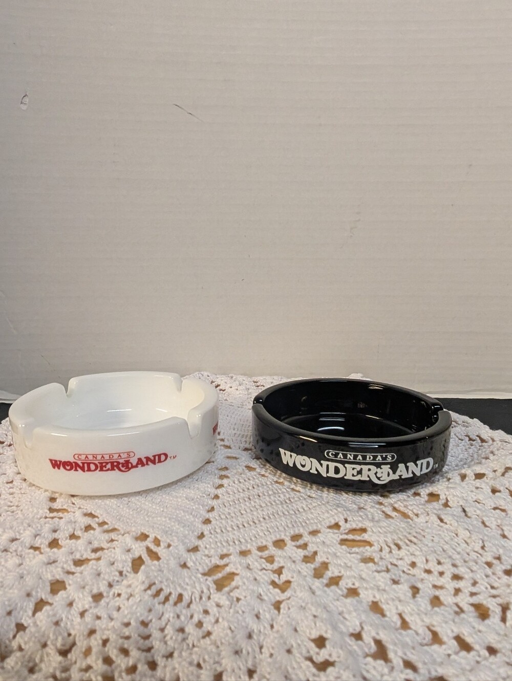 Rare Vintage 80s Canada's Wonderland Ashtray Ceramic Trinket Dish Made In France